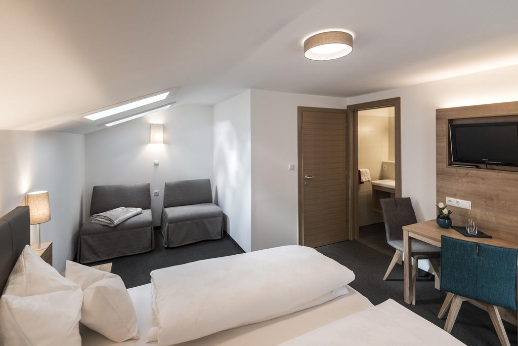 Hotel Garni Gruenau à San Martino In Passiria  Extérieur photo