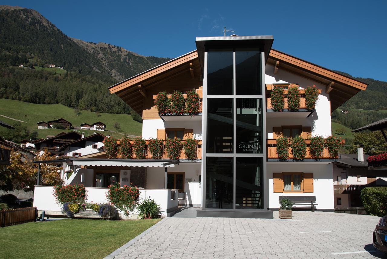 Hotel Garni Gruenau à San Martino In Passiria  Extérieur photo
